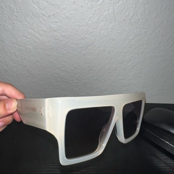 Celine Sunglasses Ivory - Picture 9 of 9